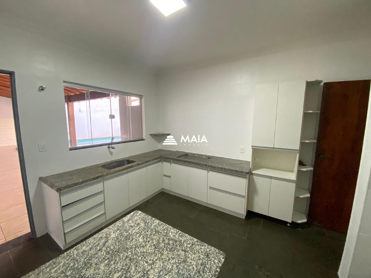 Casa à venda no Frei Eugênio: 