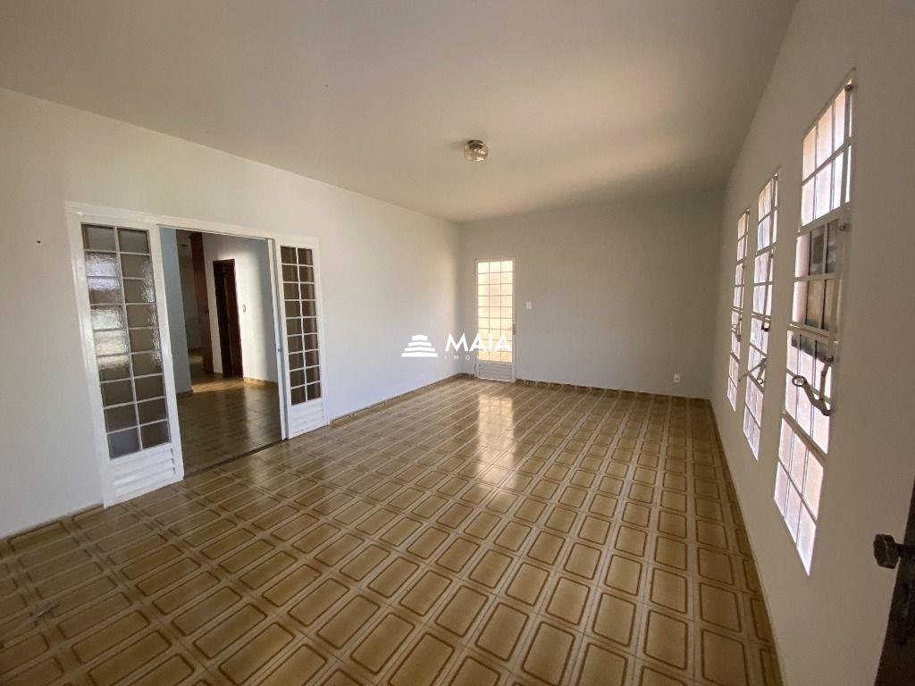 Casa à venda no Conjunto Guanabara: 