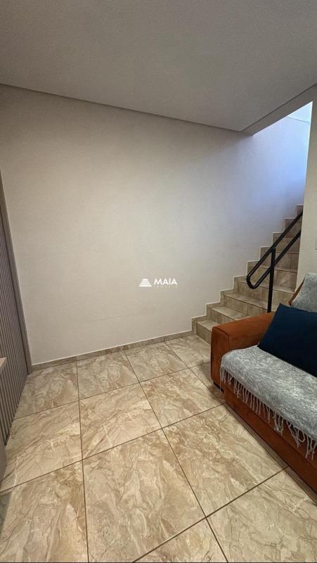 Casa à venda no Jardim Elza Amuí : 