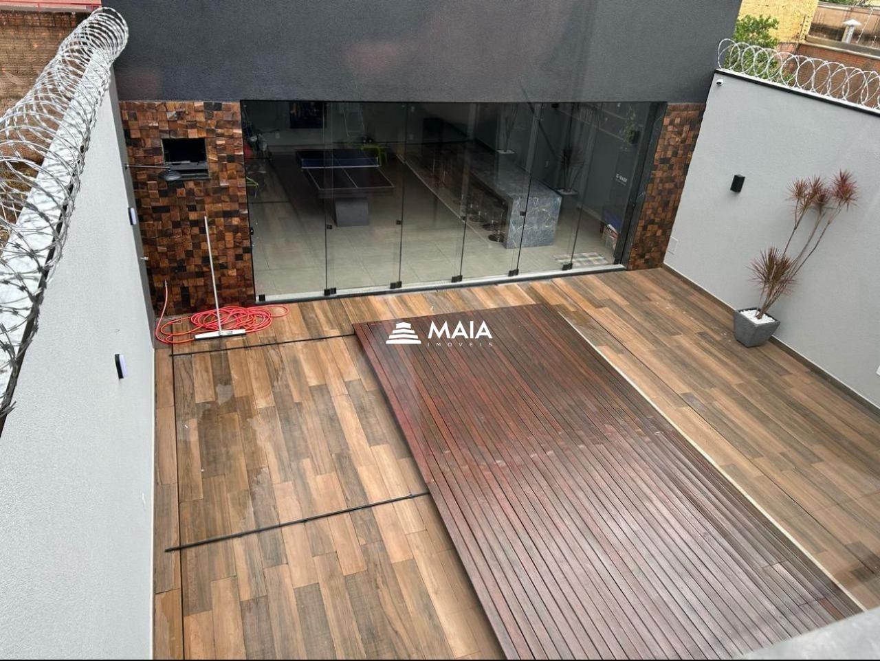 Casa à venda no Jardim Elza Amuí : 