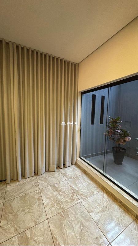 Casa à venda no Jardim Elza Amuí : 