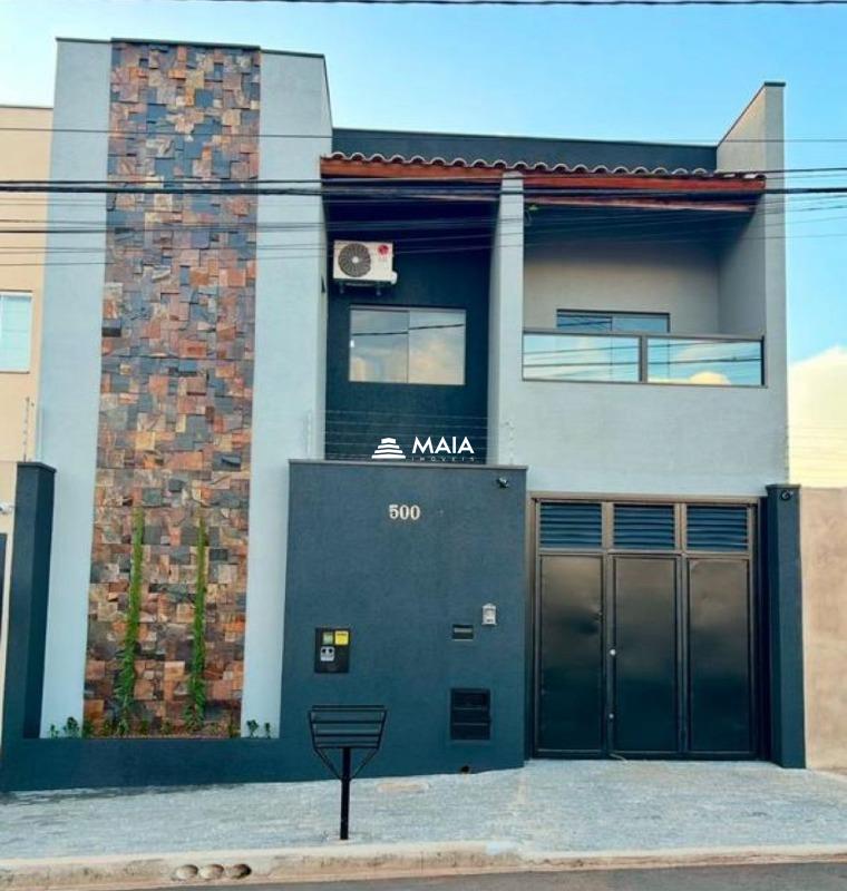 Casa à venda no Jardim Elza Amuí : 