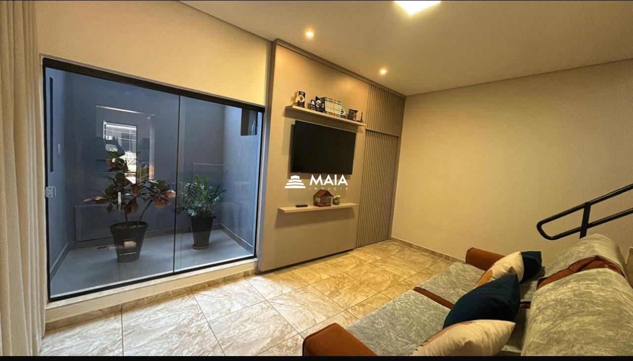 Casa à venda no Jardim Elza Amuí : 