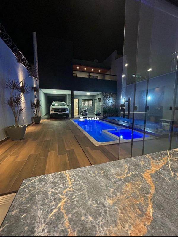 Casa à venda no Jardim Elza Amuí : 