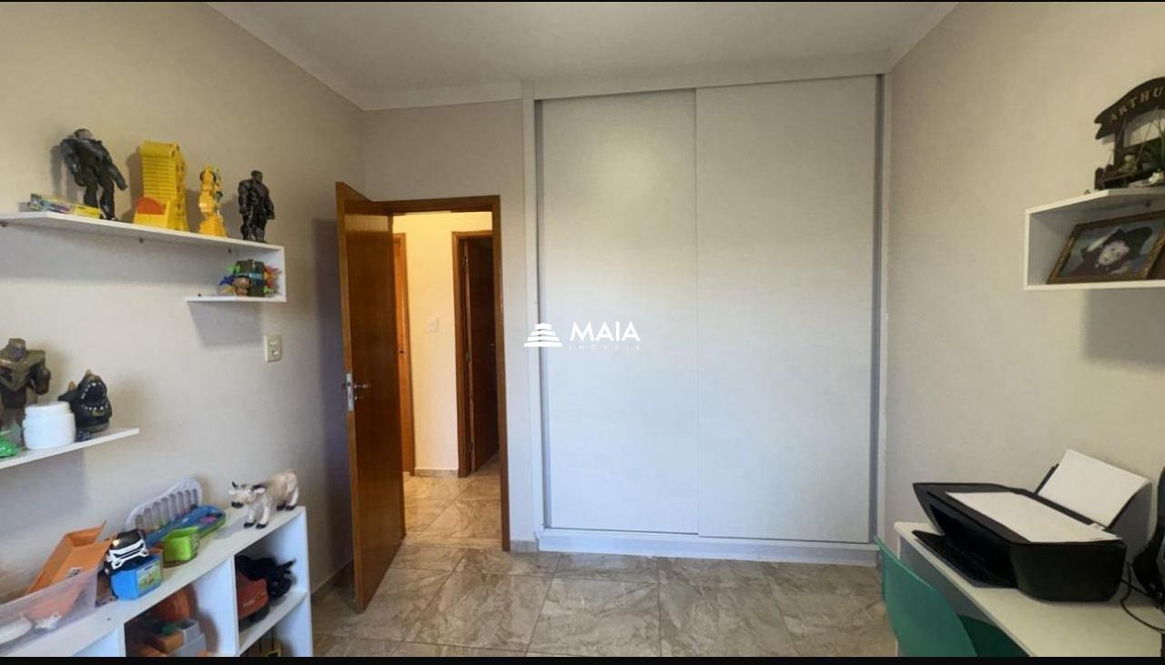 Casa à venda no Jardim Elza Amuí : 