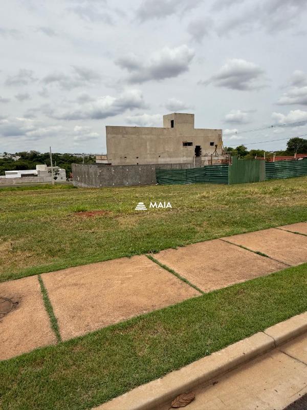 Terreno em Condomínio à venda no Damha III - Res. Uberaba: 