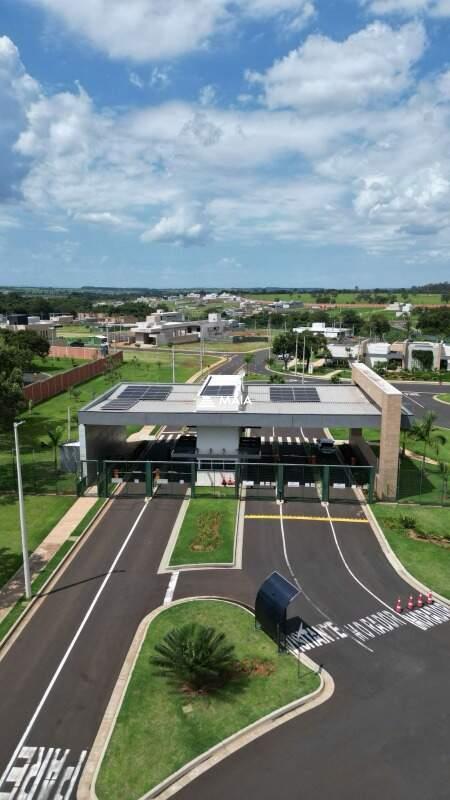 Terreno em Condomínio à venda no Damha III - Res. Uberaba: 