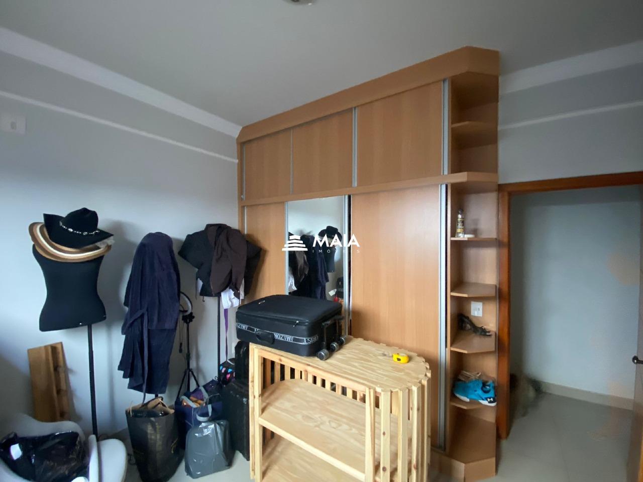 Casa à venda no Jardim Nenê Gomes: 