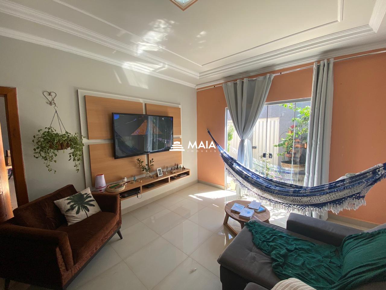 Casa à venda no Jardim Nenê Gomes: 