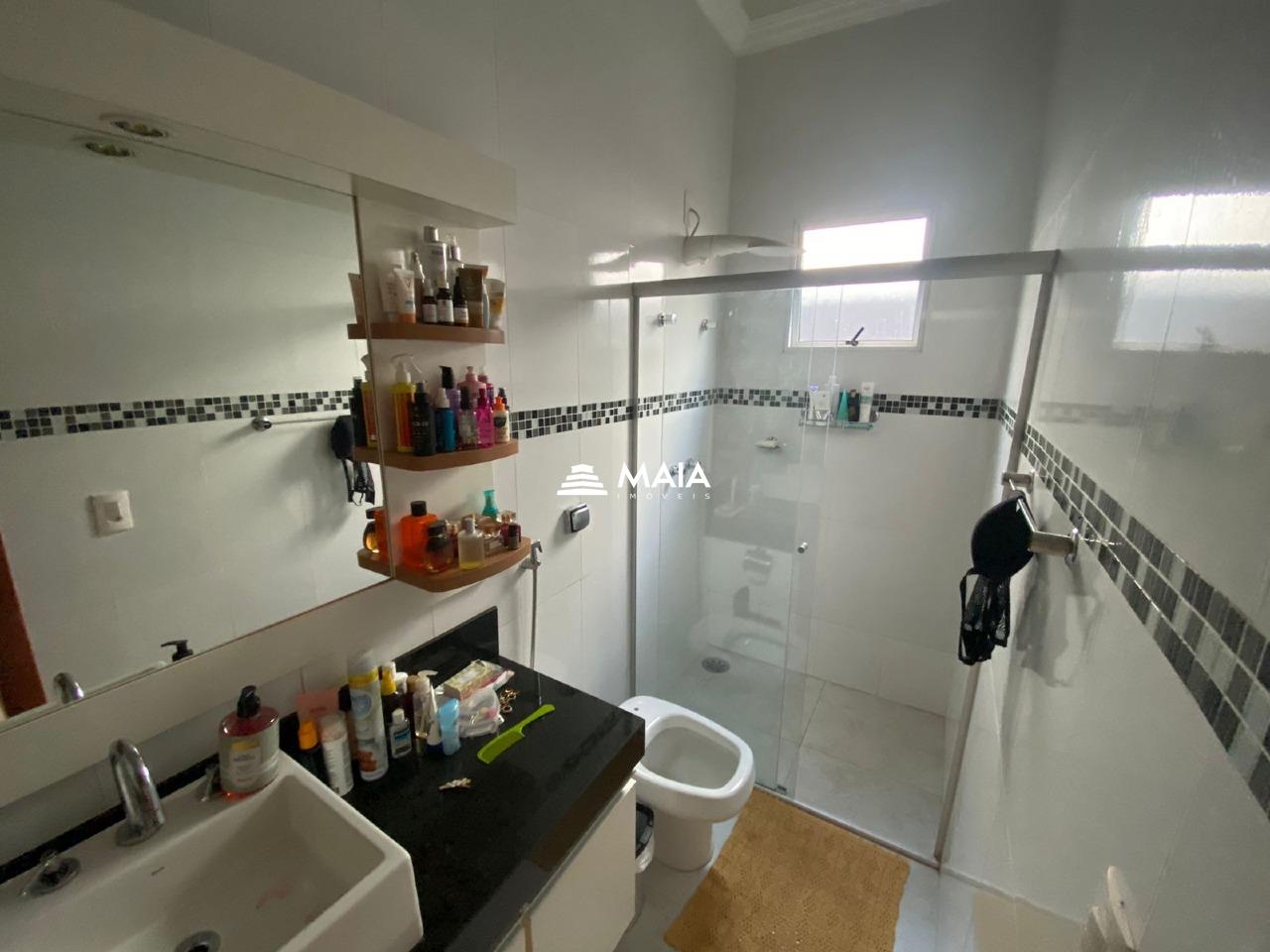 Casa à venda no Jardim Nenê Gomes: 