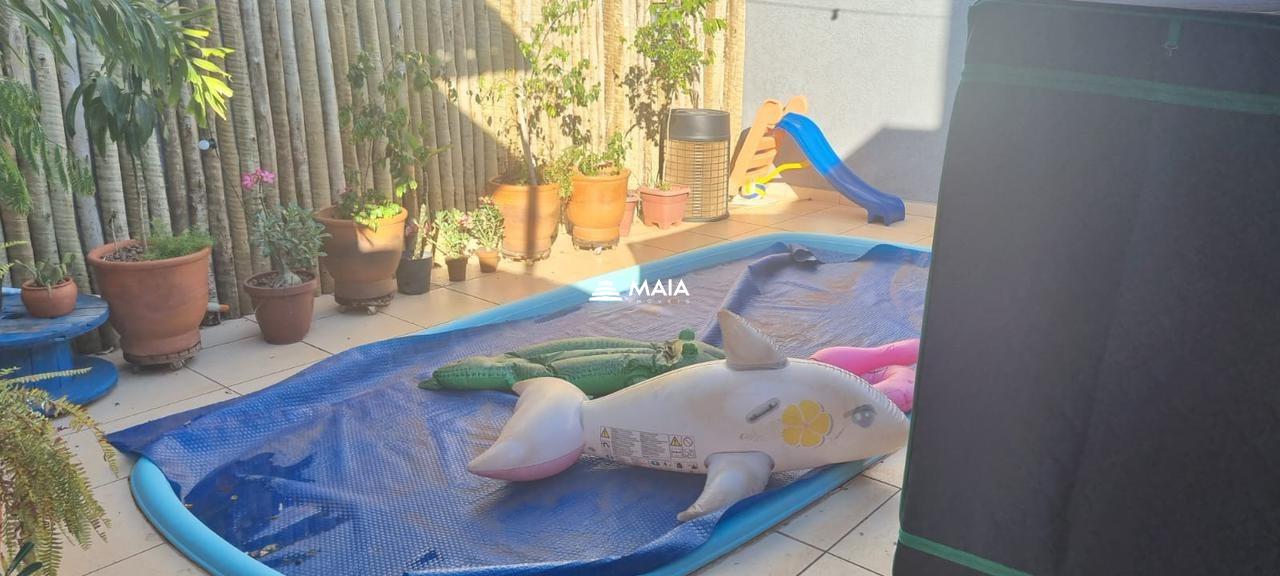 Casa à venda no Jardim Nenê Gomes: 