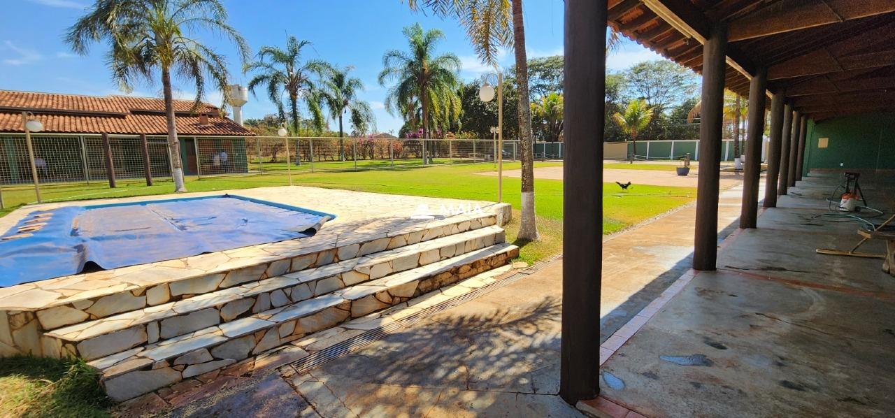 Terreno/Área à venda no Chácaras Bouganville: 