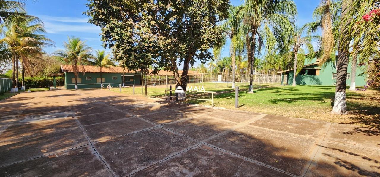 Terreno/Área à venda no Chácaras Bouganville: 