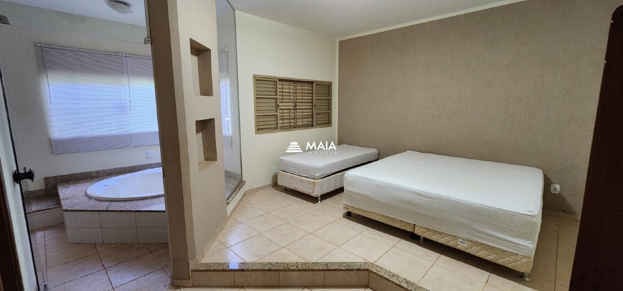 Terreno/Área à venda no Chácaras Bouganville: 