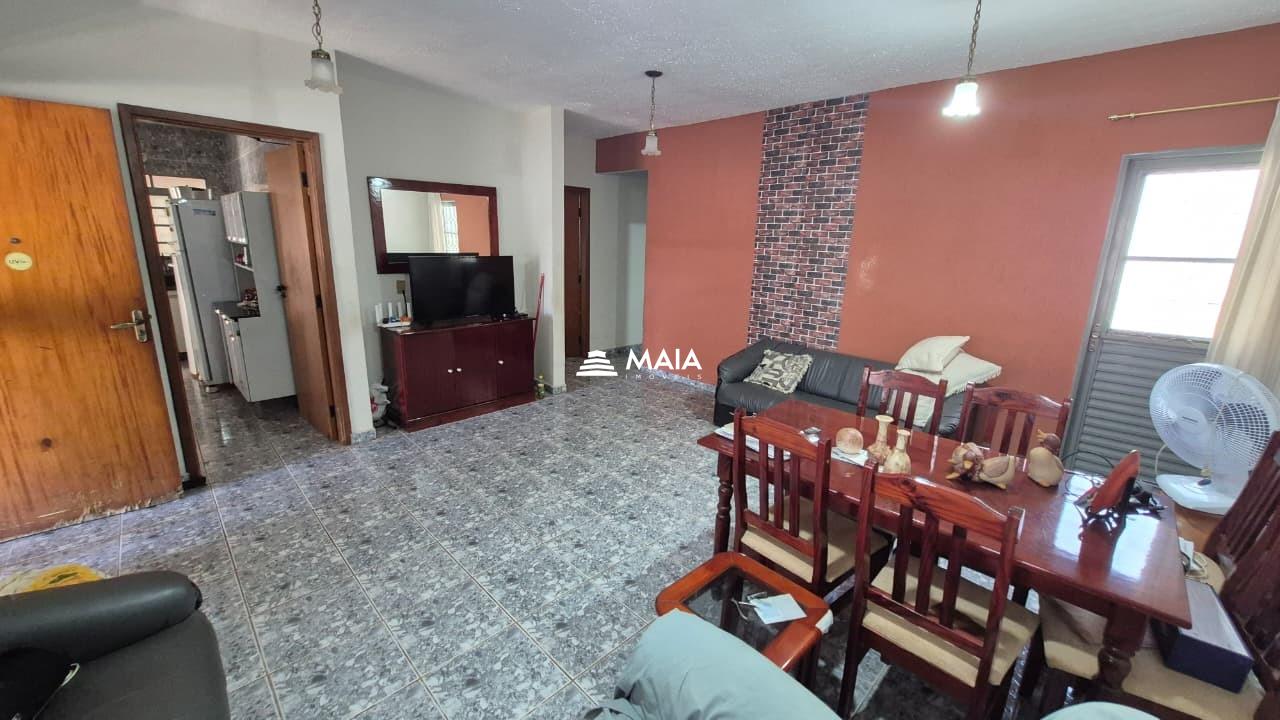 Casa no à venda no bairro Vila Maria Helena