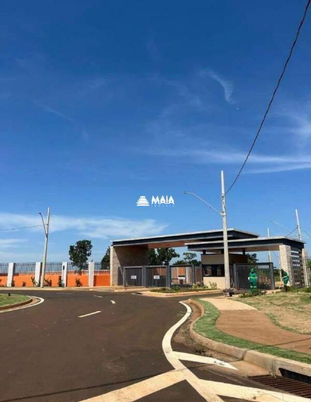 Terreno à venda no Condomínio Brahma I