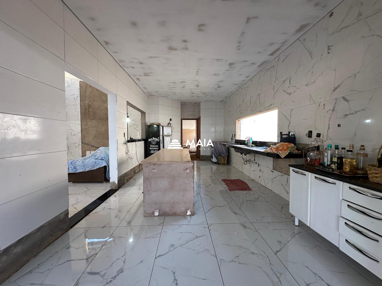 Casa à venda no Jardim do Lago: 