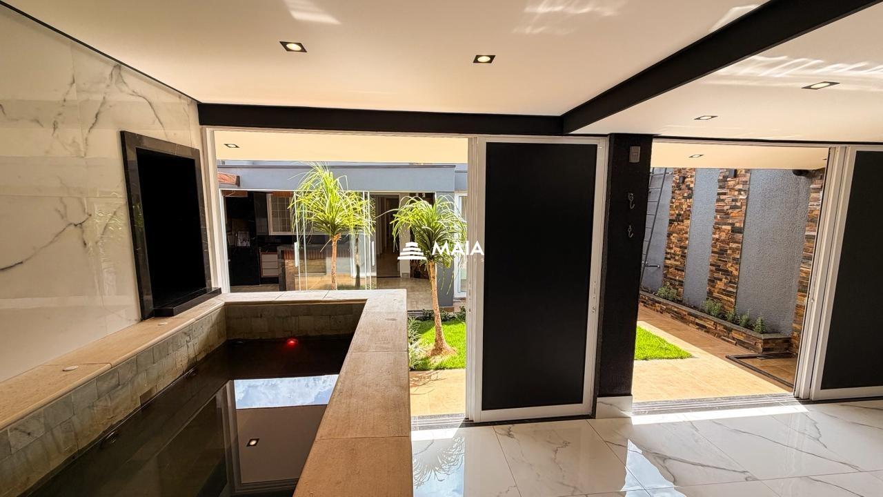 Casa à venda no Fabrício: 