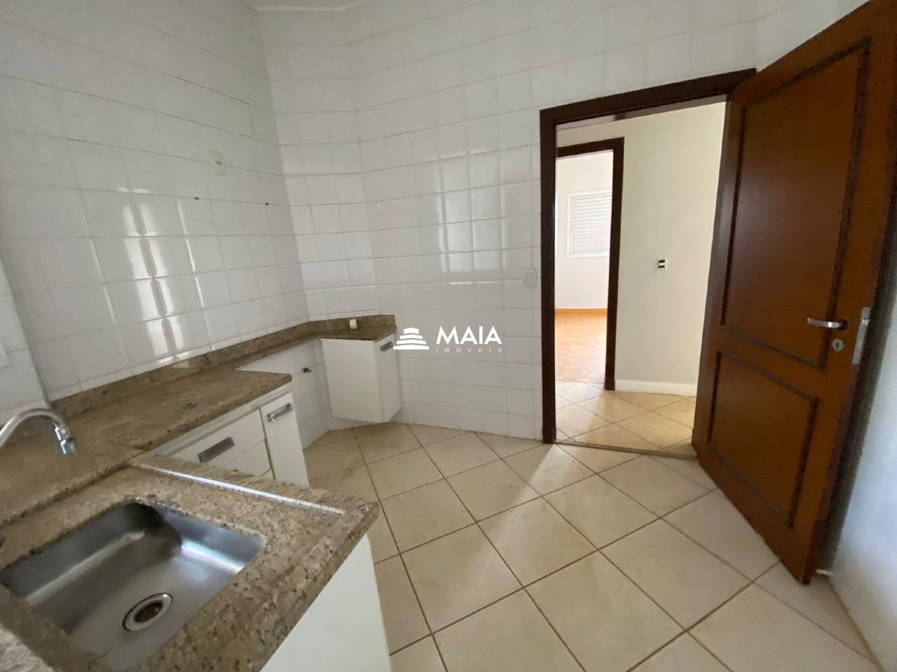 Apartamento à venda no Santa Maria: 
