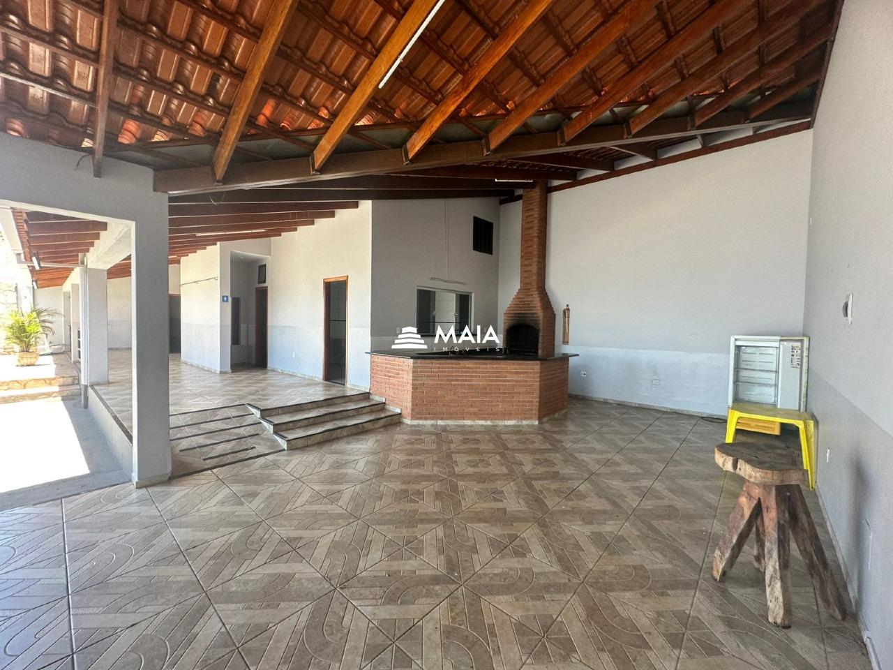 Casa à venda no Lourdes: 