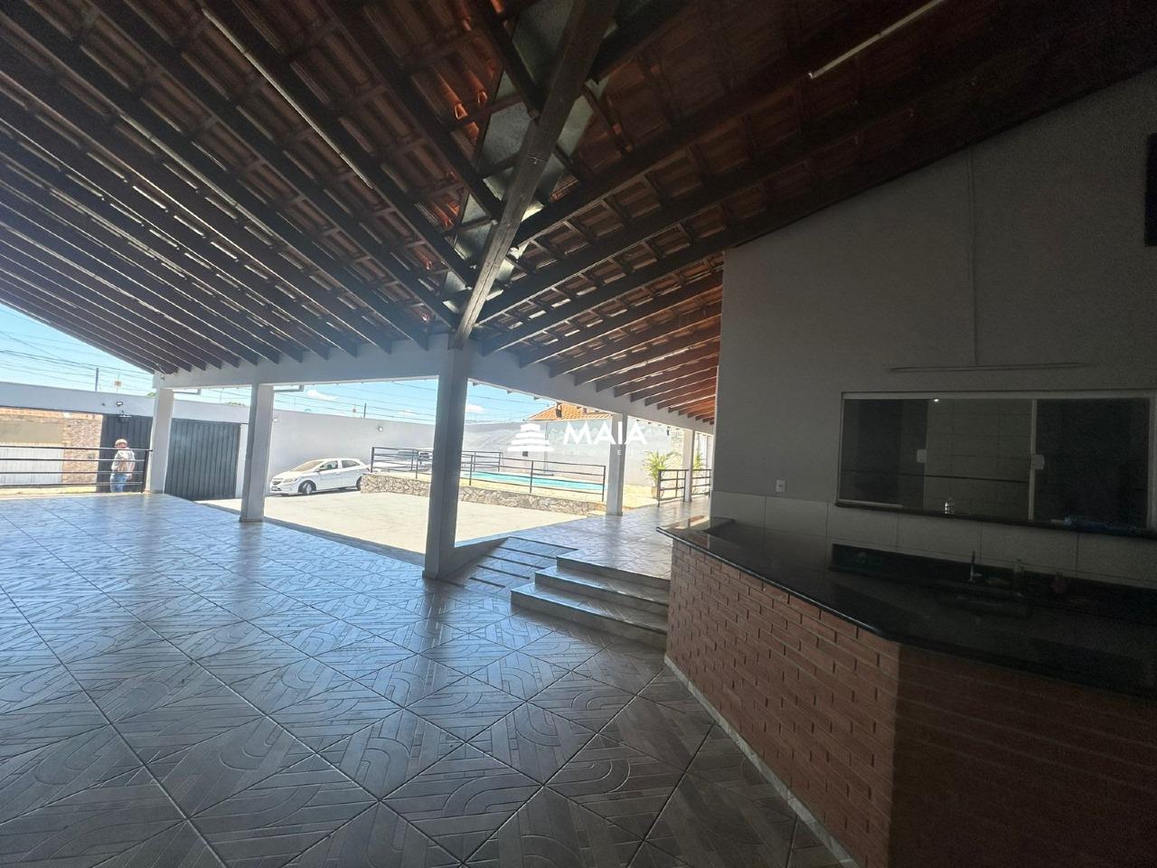 Casa à venda no Lourdes: 