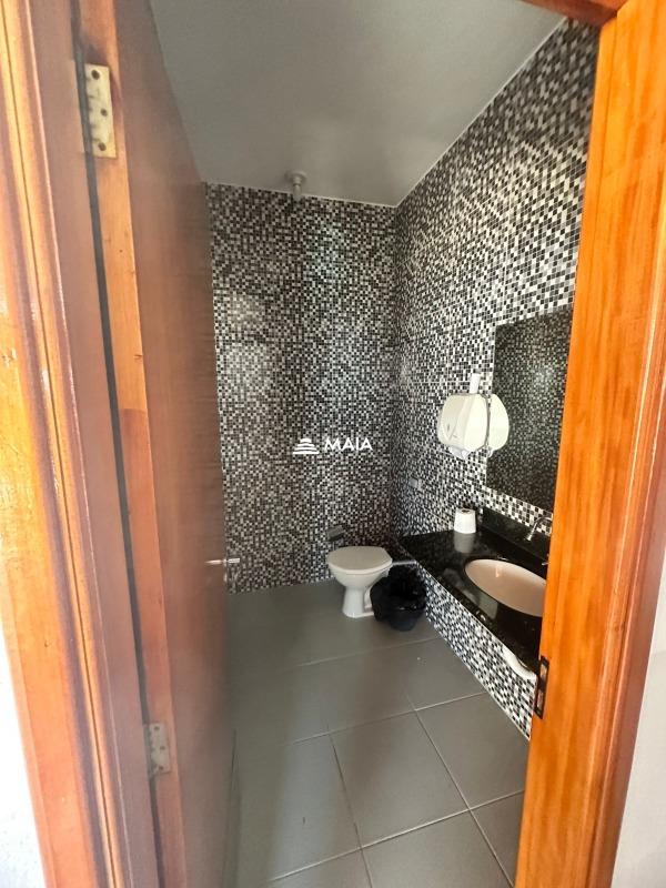 Casa à venda no Lourdes: 