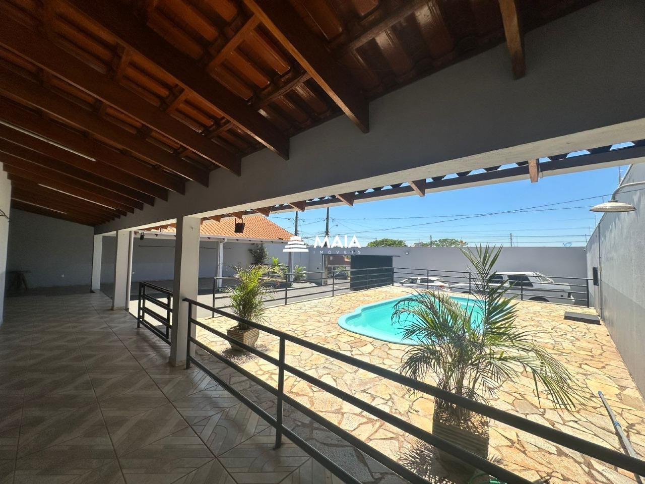 Casa à venda no Lourdes: 