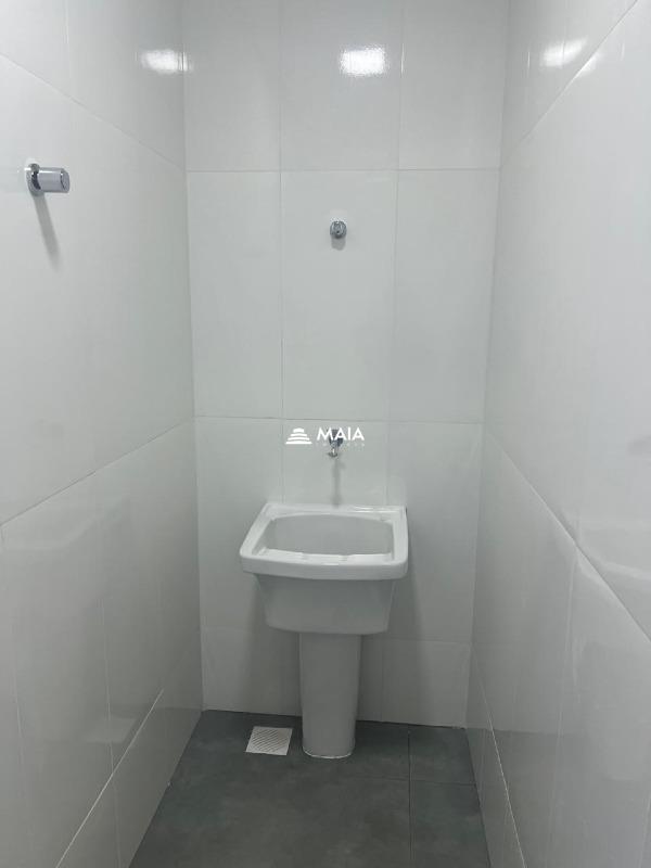 Galpão à venda no Antonia Cândida: 