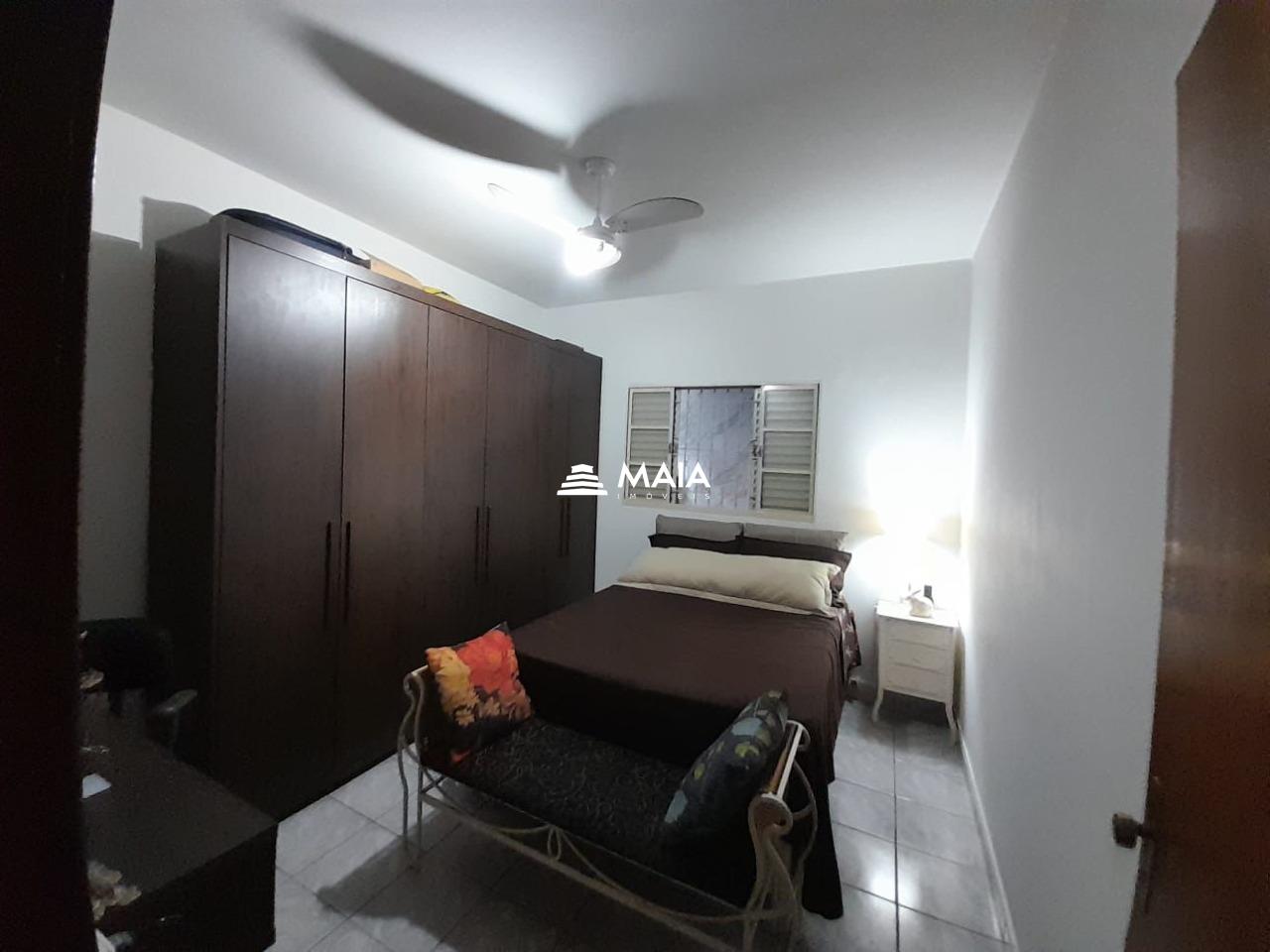 Casa à venda no Mercês: 