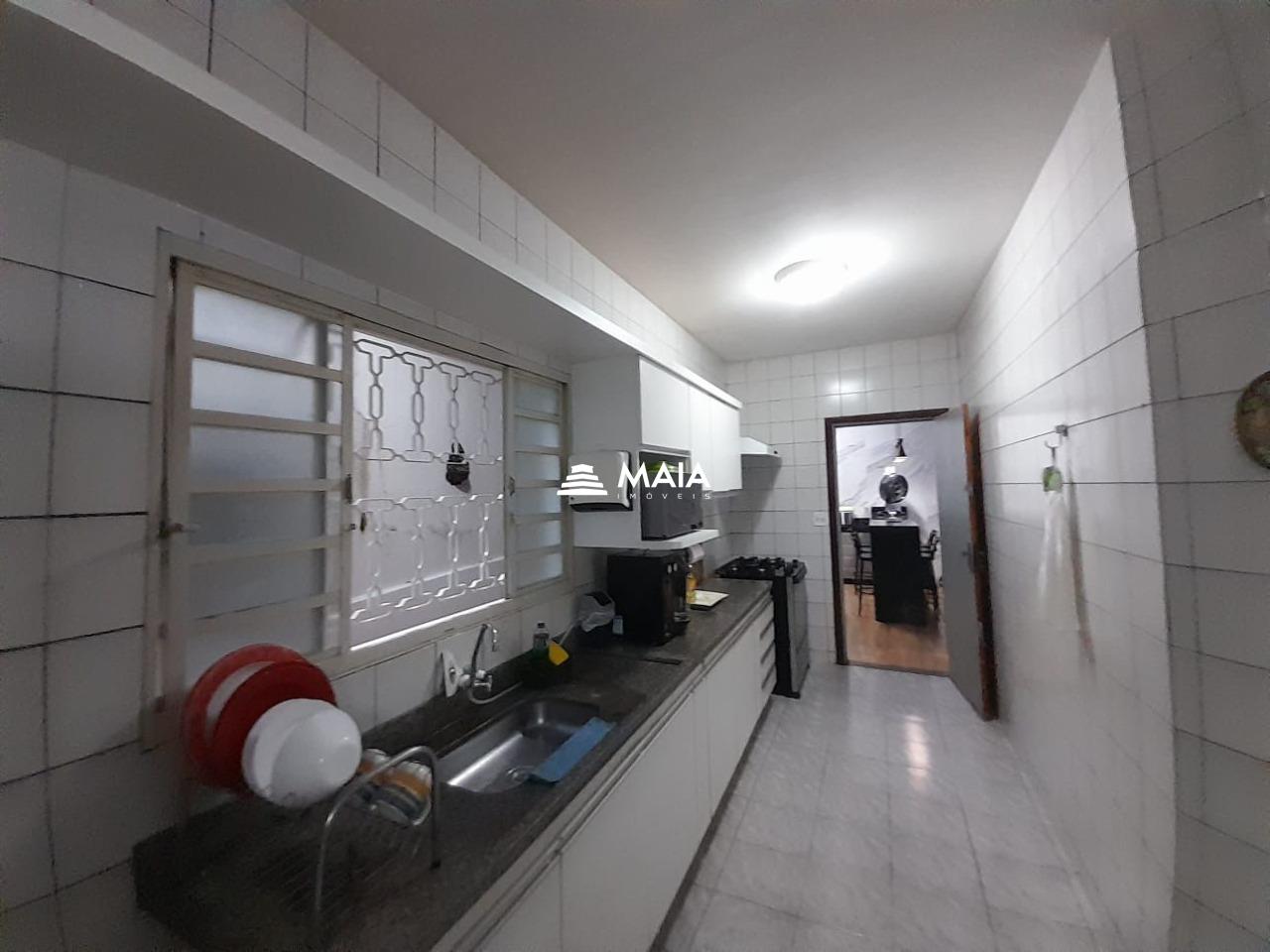 Casa à venda no Mercês: 