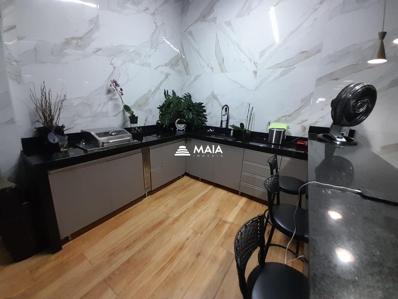 Casa à venda no Mercês: 