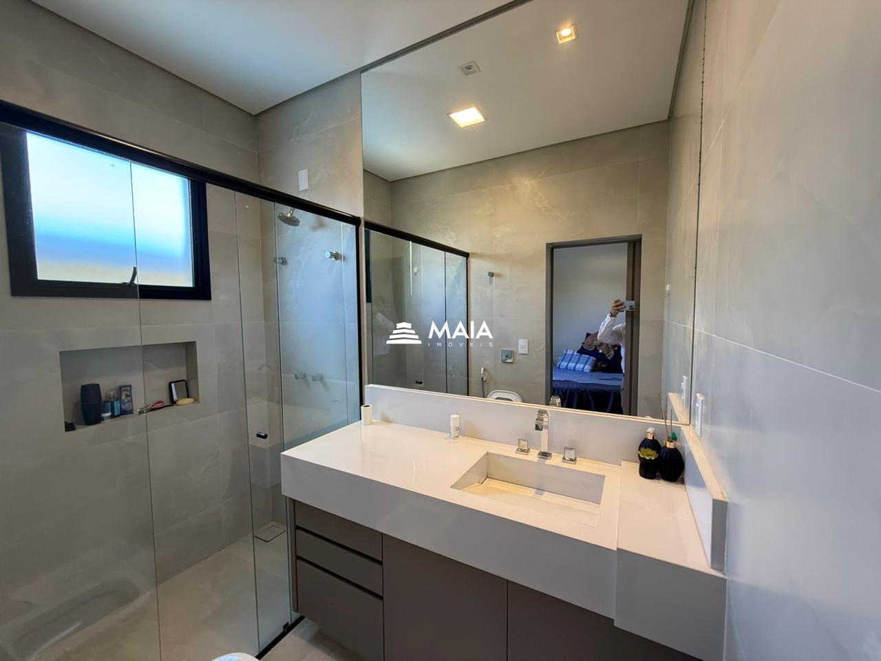 Casa de Condomínio à venda no Estância dos Ipês: 