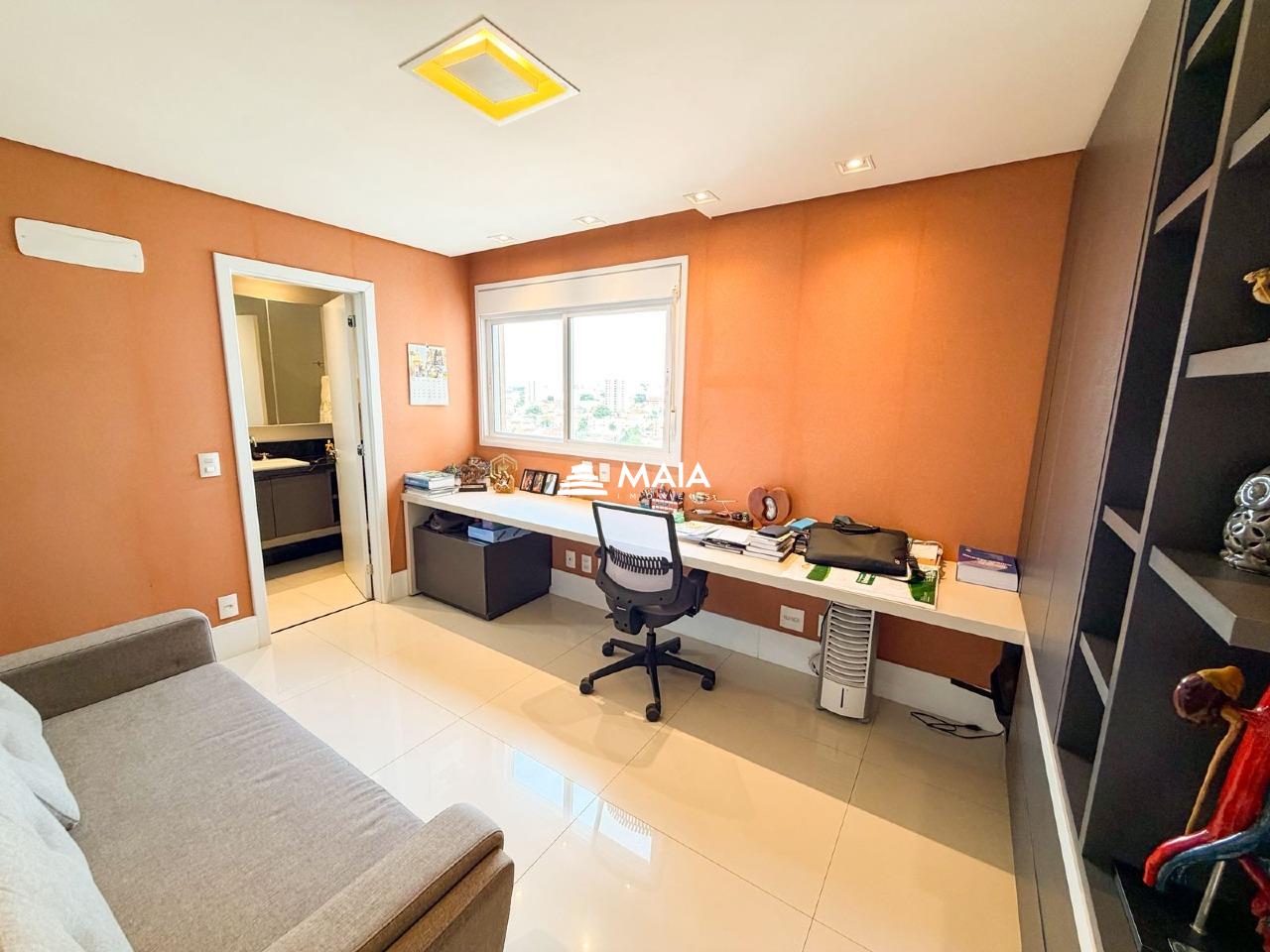 Apartamento à venda no Mercês: 