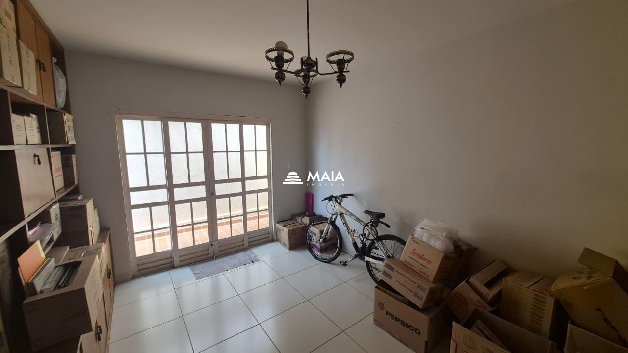 Casa à venda no Vila Olímpica: 