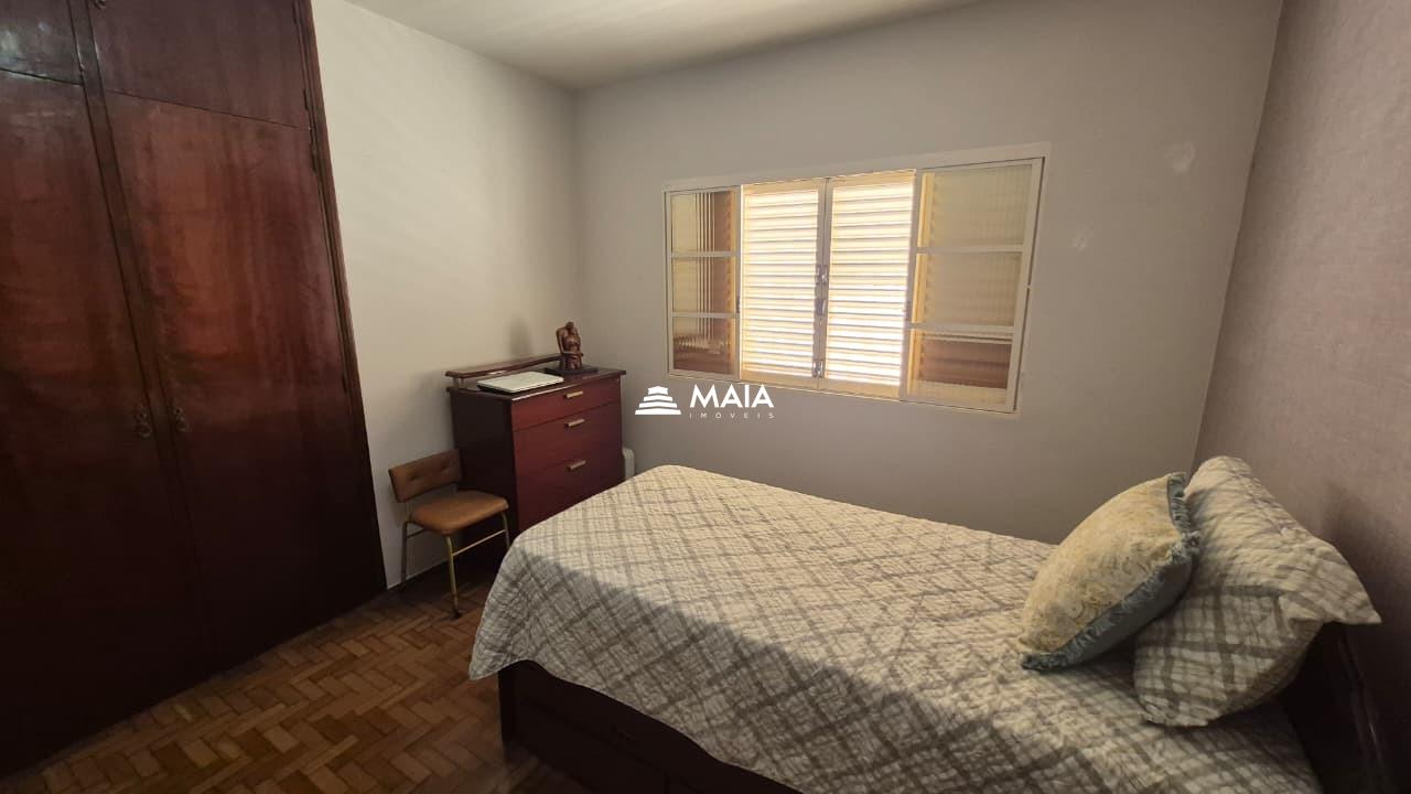 Casa à venda no Vila Olímpica: 