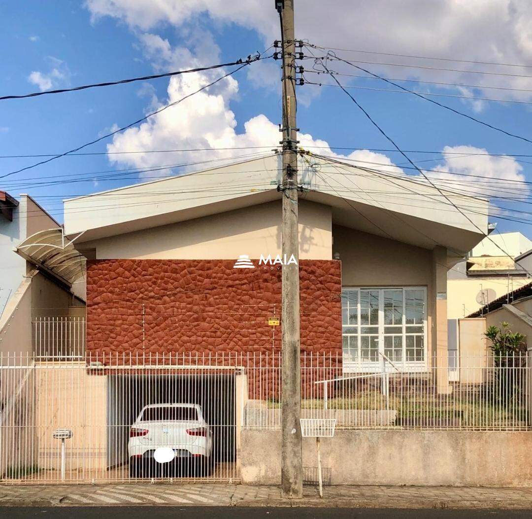Casa à venda no bairro Vila Olímpica