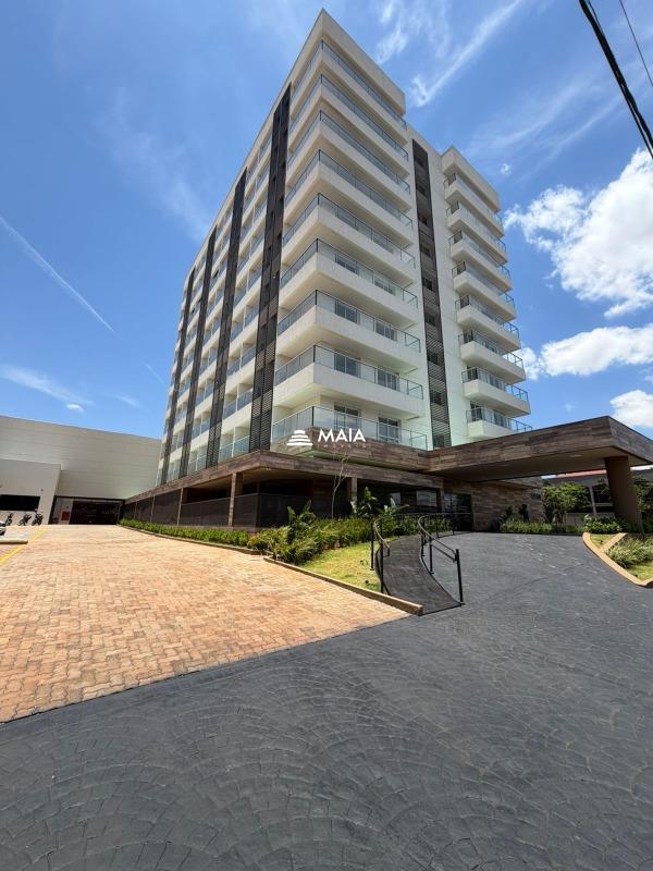 Sala à venda no comercial Santa Luzia