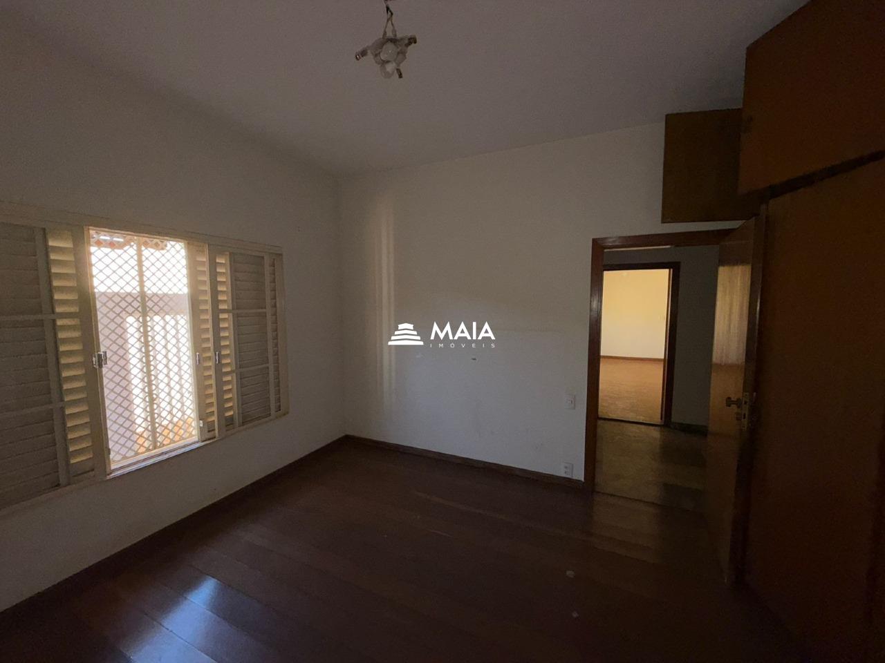 Casa à venda no Jardim Induberaba: 