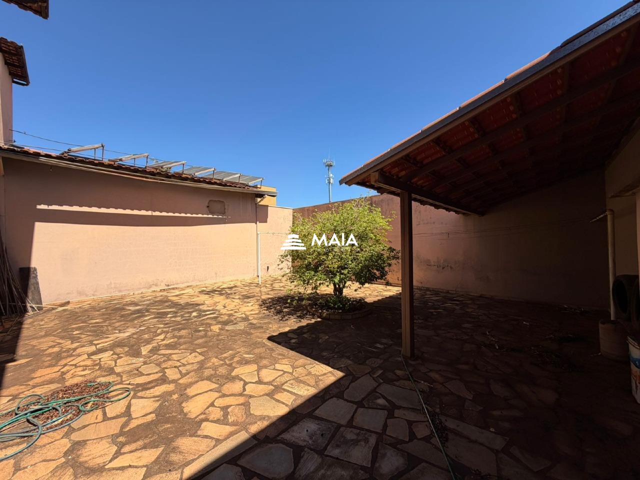 Casa à venda no Jardim Induberaba: 