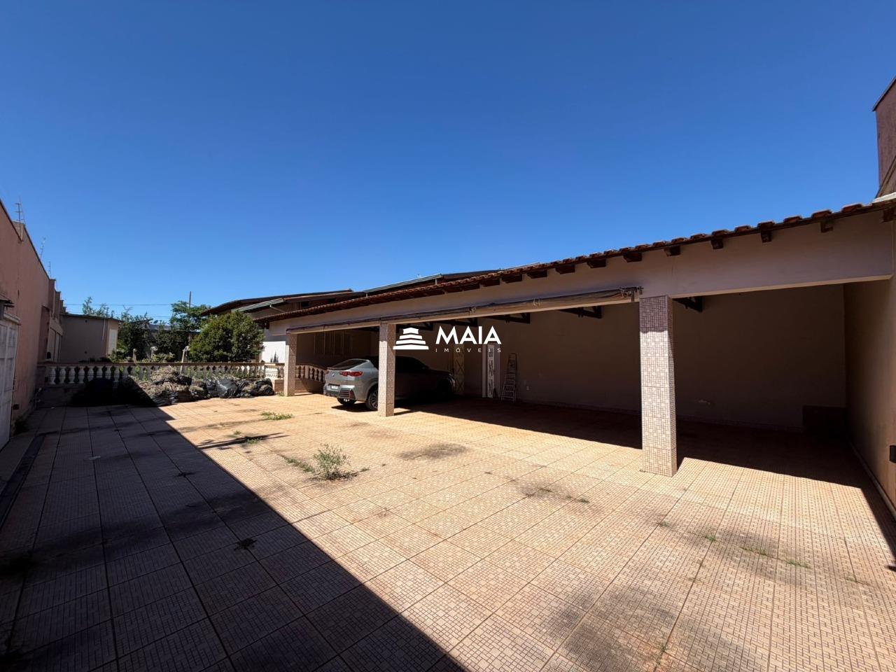 Casa à venda no Jardim Induberaba: 