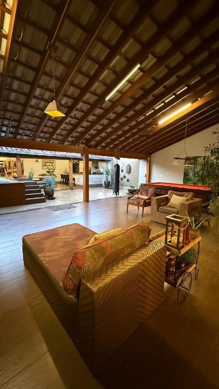 Casa à venda no Jardim Induberaba: 