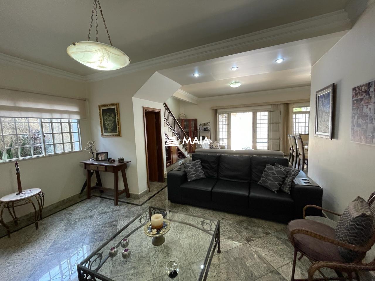 Casa à venda no Mercês: 