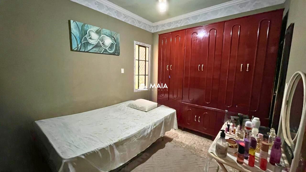 Casa à venda no Conjunto Uberaba: 