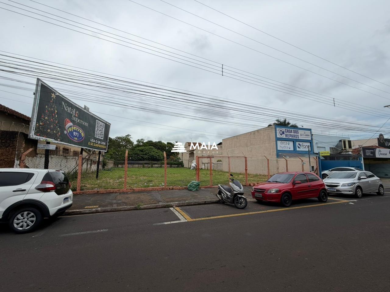 Terreno à venda na Av. Prudente de Morais