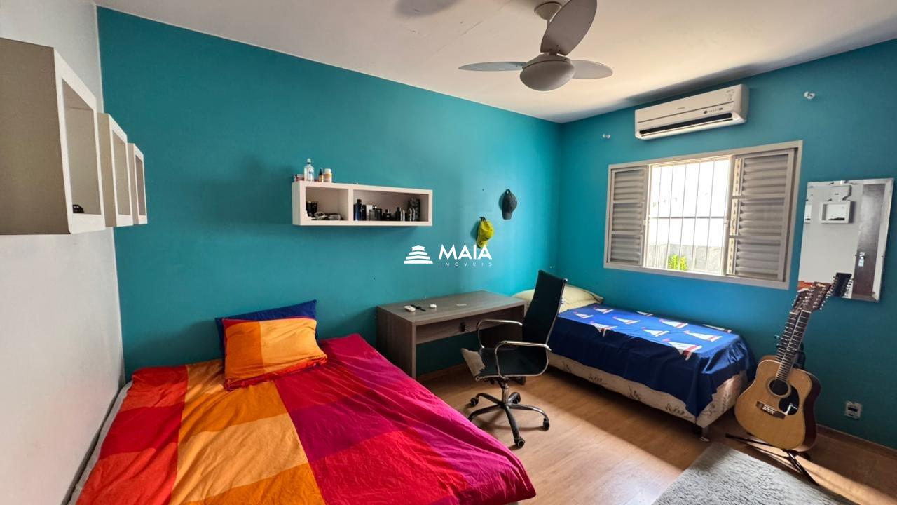 Casa à venda no Santa Marta: 