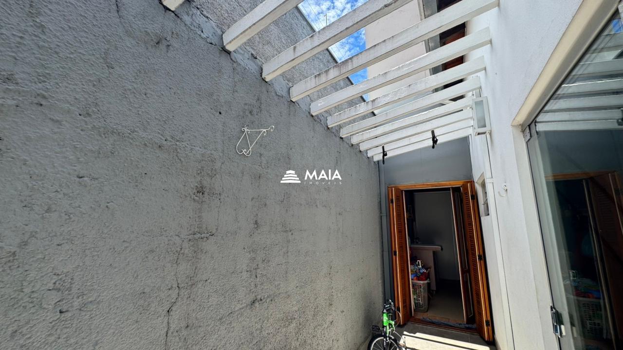 Casa à venda no Santa Marta: 