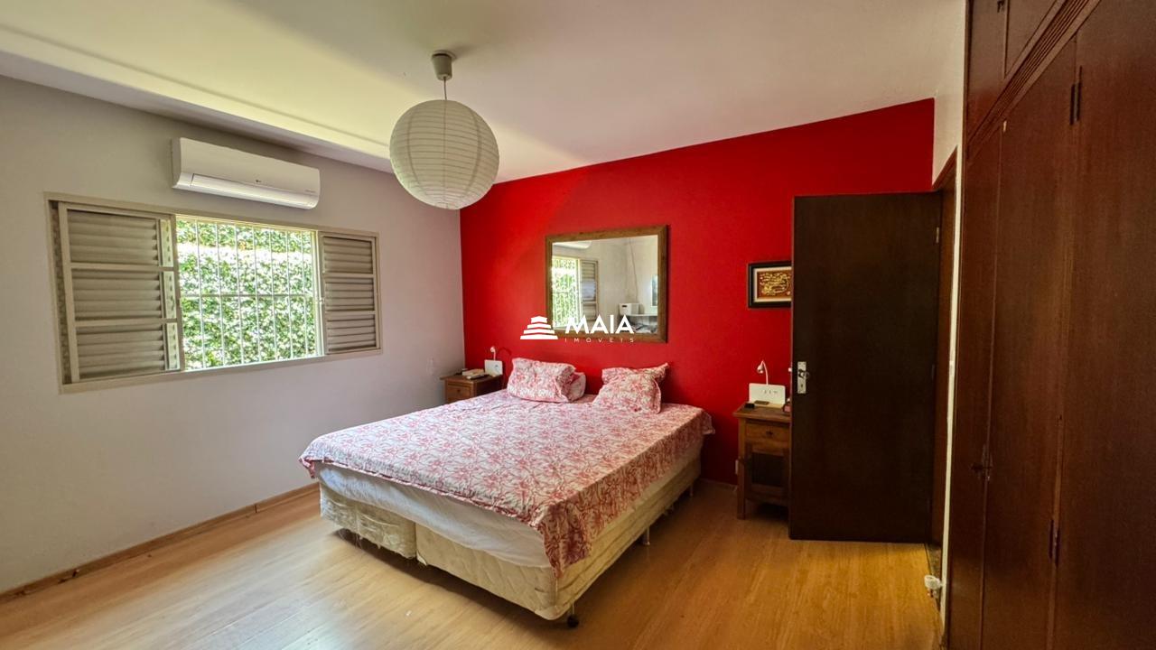 Casa à venda no Santa Marta: 