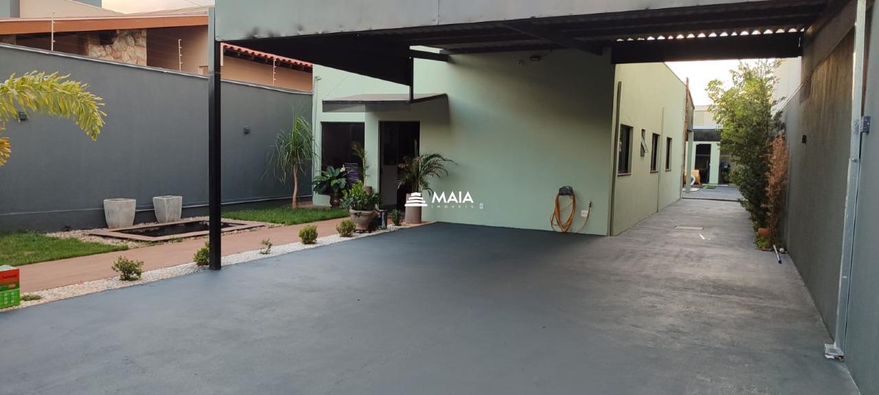 Casa à venda no Mercês: 