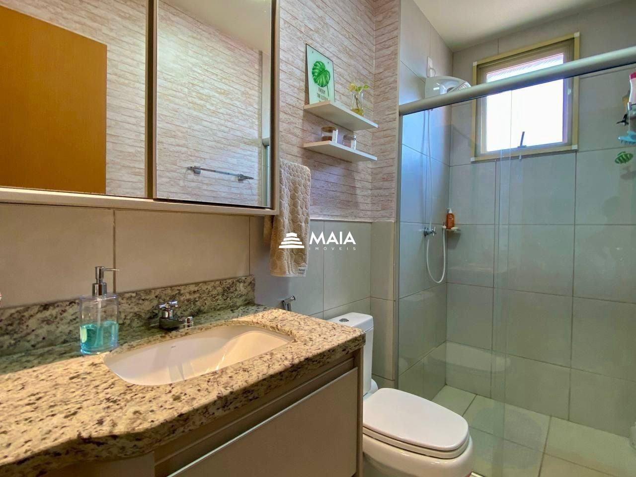 Apartamento à venda no Mercês: 