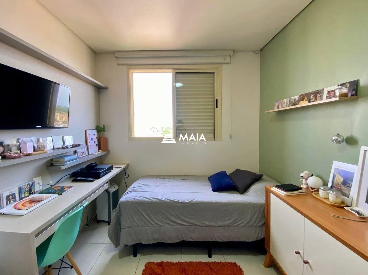 Apartamento à venda no Mercês: 